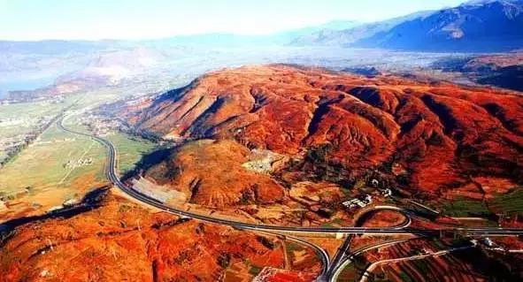 堵在路上别着急,堵在高速上不要慌