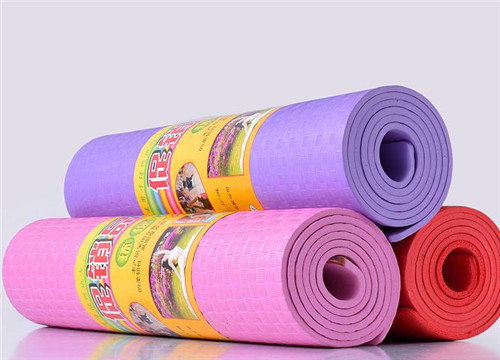 瑜伽的初步练习20式瑜伽经典动作图解