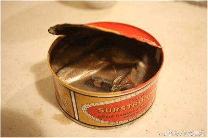 外国人说怎么评价臭豆腐,外国人吃中国的臭豆腐会怎么样