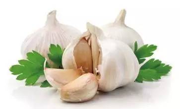 解决鼻子不通气的小妙招,怎样解决鼻子不通气的方法