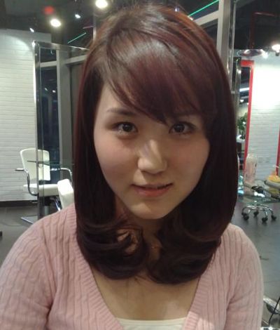 好看的马尾扎发发型,女孩俏皮可爱的发型马尾图片