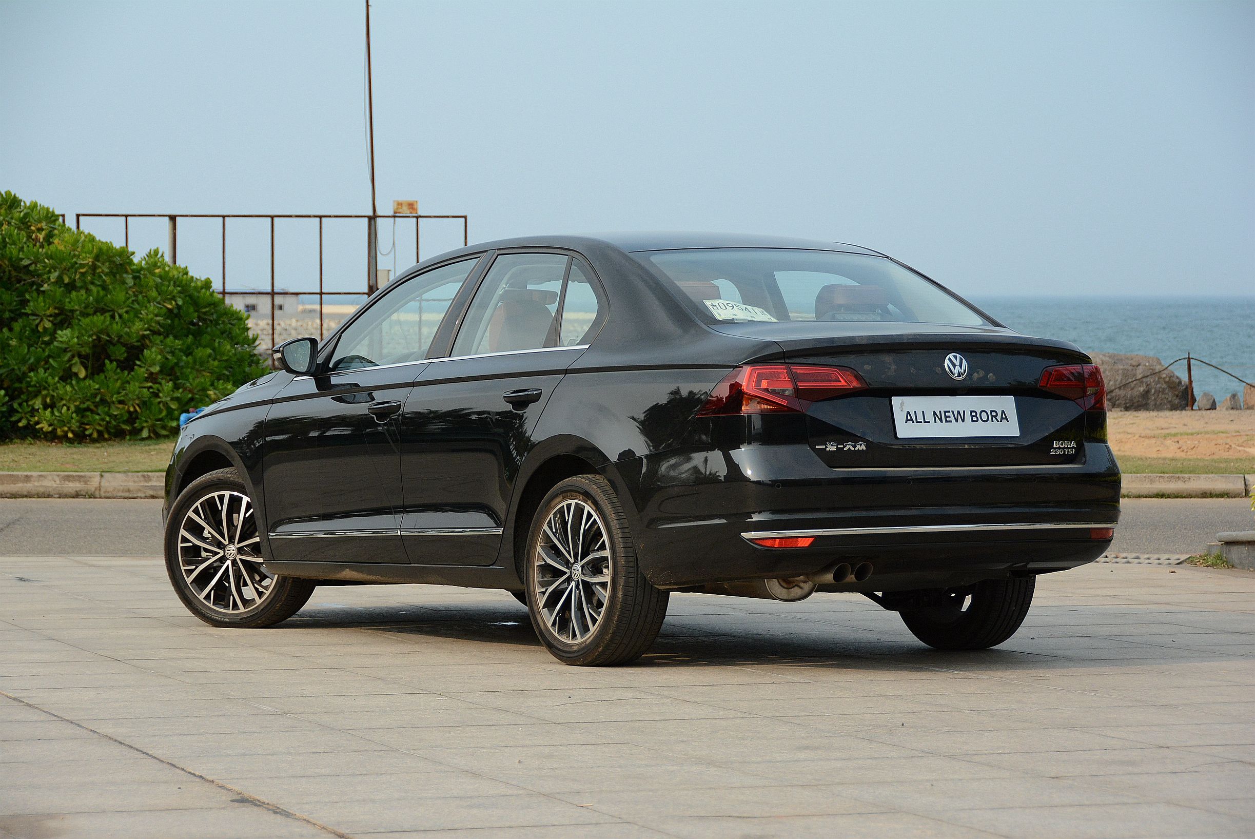 宝来2015款质惠版1.6l自动舒适型,宝来2021款1.5l自动舒适型怎么开