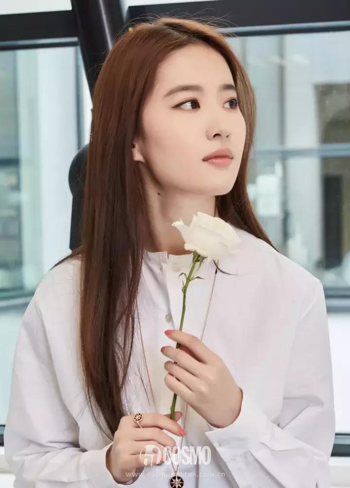 盘点那些女生真实素颜的样子,看看谁才是真正的素颜女神