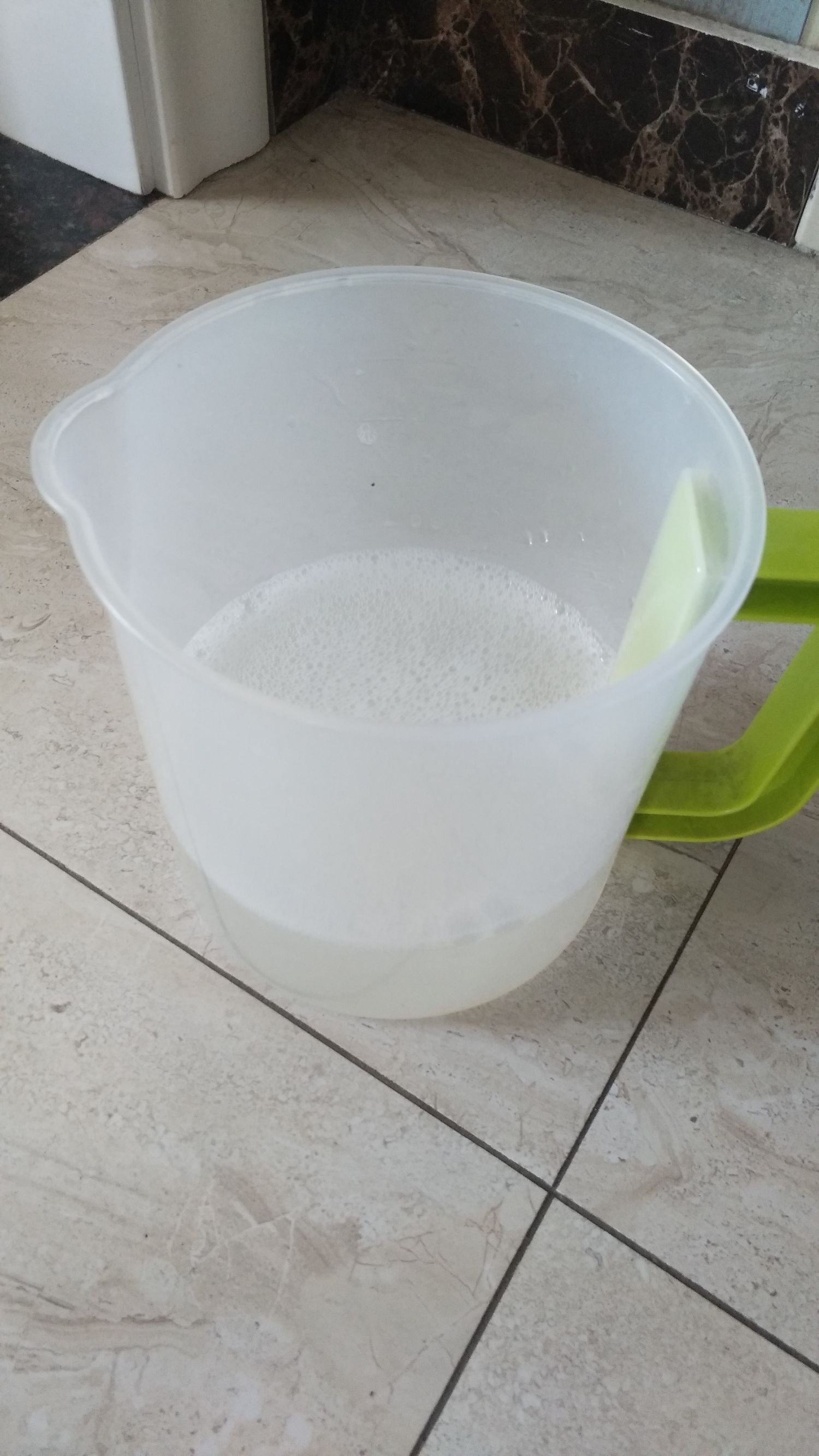 拖地不滑的小妙招,怎么样拖地不会留下拖把痕迹