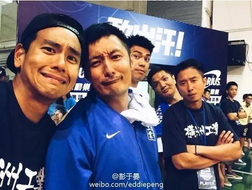 纵然余文乐多金又潮还坐拥彭于晏,但最撩我的还是他的人生观