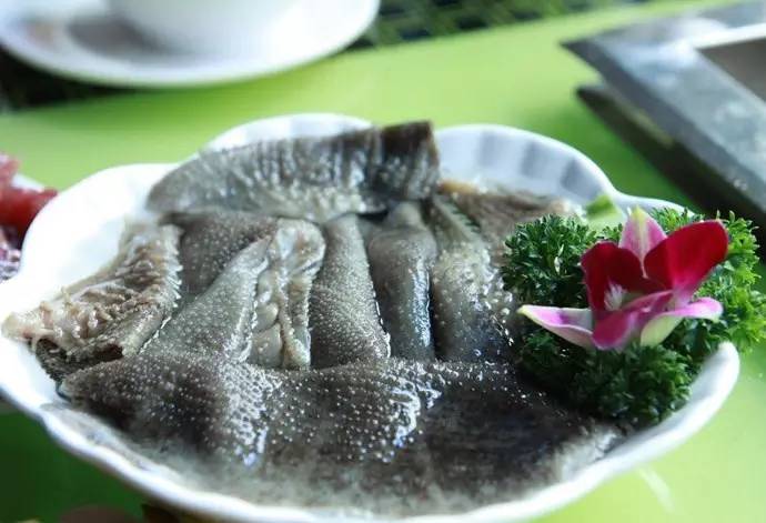 现在自助餐吃不完会怎样,很多自助餐为什么一吃就饱