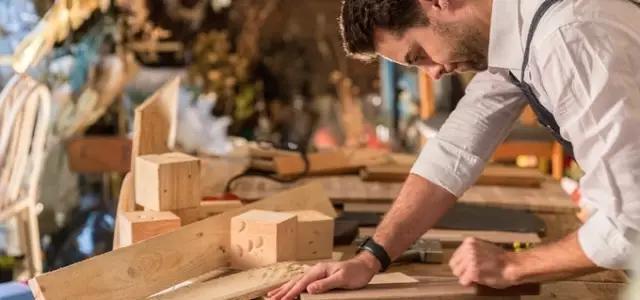 纯净音质×实木温存，MIN7实现你对居家生活的所有美好想