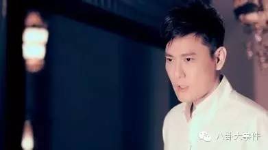 情歌王子张信哲，竟然被杜海涛的老婆拐跑了