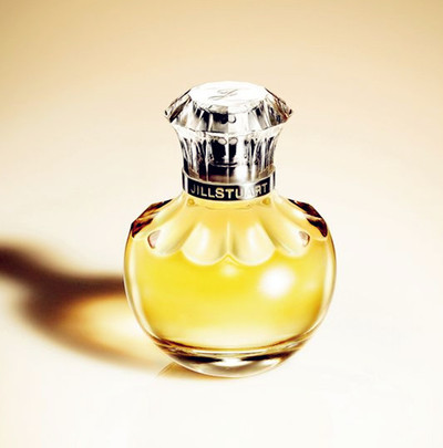 爱美无忧：女生心目中排行前十的香水