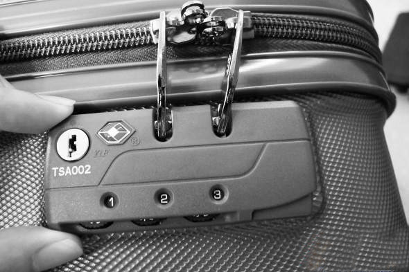 行李箱密码忘记怎么办,行李箱密码忘记怎么办教学视频