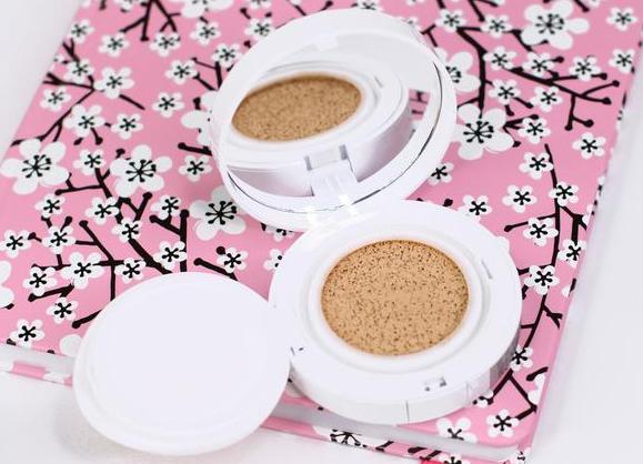 兰蔻粉底液和气垫cc测评,兰蔻气垫cc为什么停产了