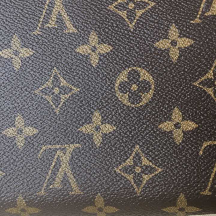 lvonthego包包鉴定真假,lv棋盘格包包颜色真假对比