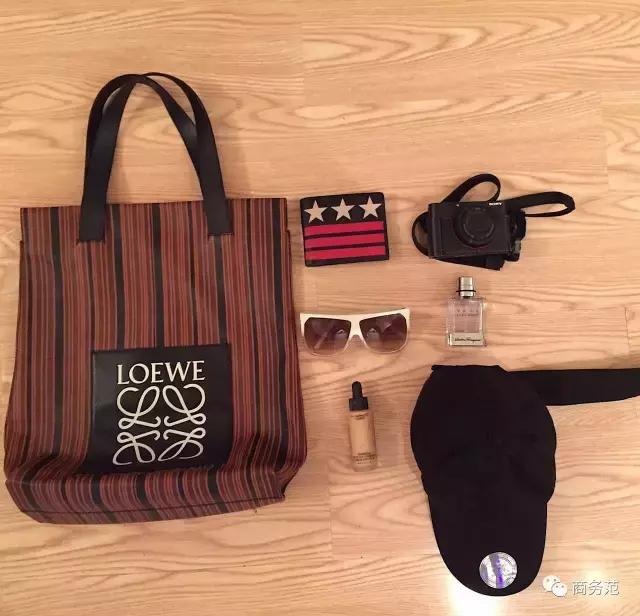 我翻了13个男人的包包，金牛座的男人最爱买买买？