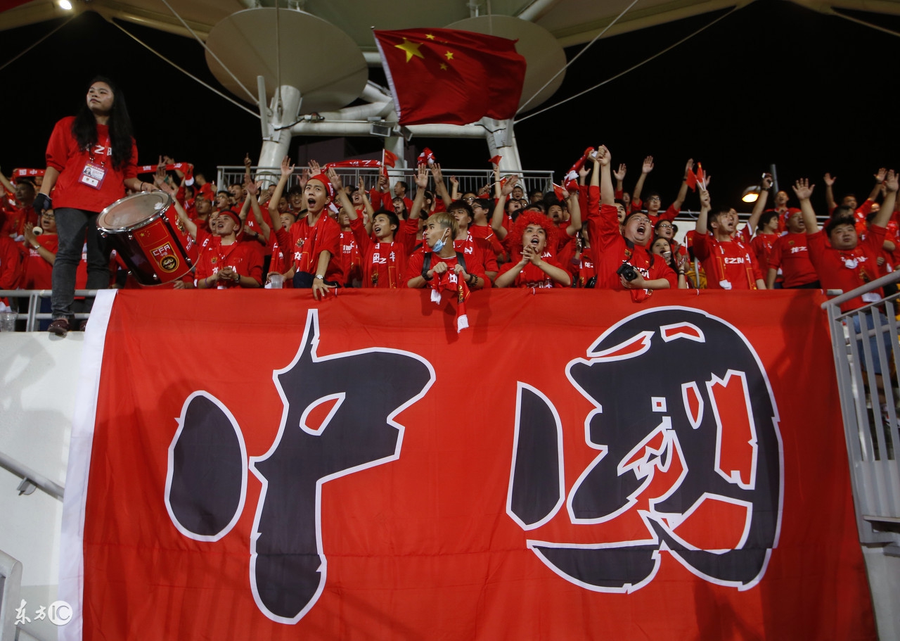 又拿冰岛来羞辱国足！这么整太牵强20年了！冷嘲热讽也该歇歇了