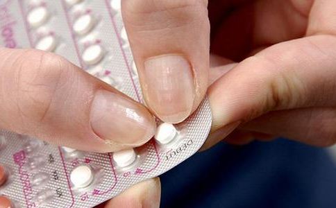 女性口服避孕药推荐,哪种女性不能吃蜂王浆