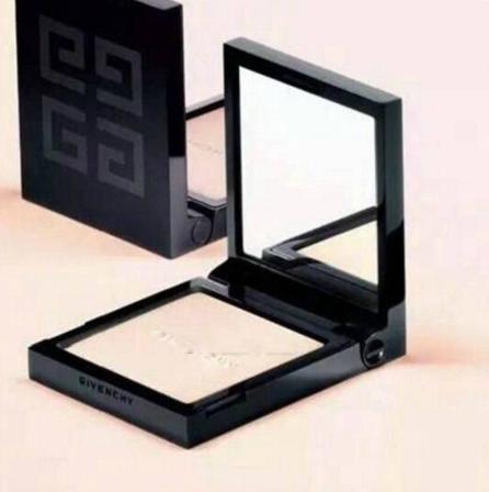 只有一盒粉饼怎样搞定整个妆容,什么样的粉饼化出来的妆好看