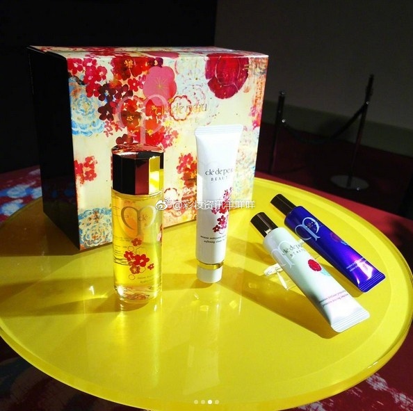 兰蔻圣诞限定彩妆怎么样,圣诞限定美妆礼盒排行榜