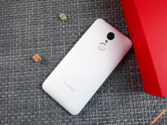 360f4手机高配版,360手机f4值不值得买