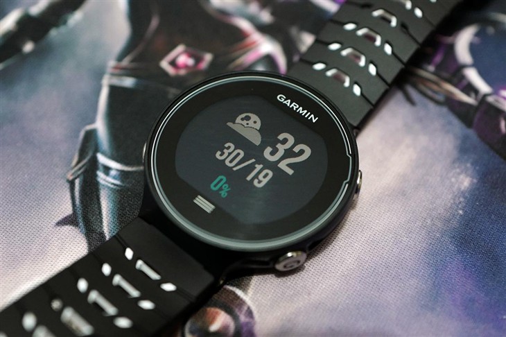 智能手表佳明forerunner30,佳明forerunner235l智能运动手表