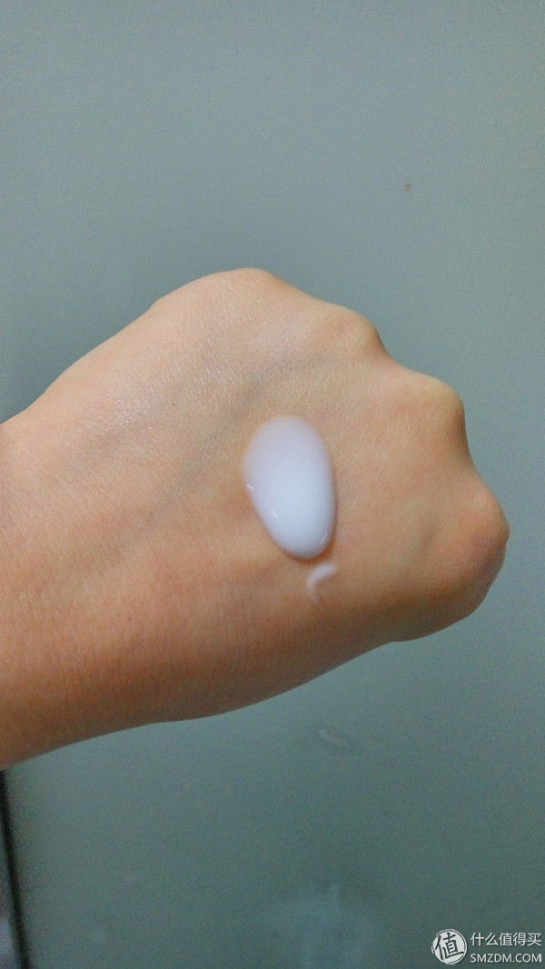 咕噜水韩束使用方法,韩束咕噜咕噜巨补水用完脸干