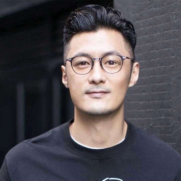 眼镜镜框选什么好看又实用,不管什么脸型戴都好看的墨镜