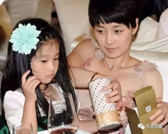 同框的袁泉气质太出挑,再次被袁泉的美惊艳到了