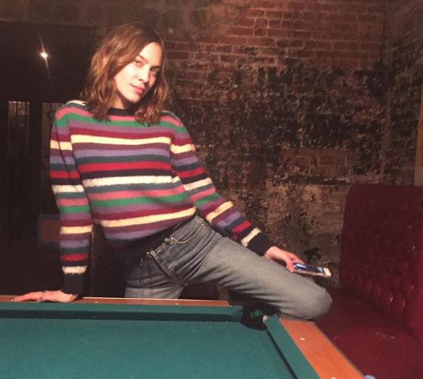 条纹毛衫怎么织好看,条纹大毛衣怎么搭配