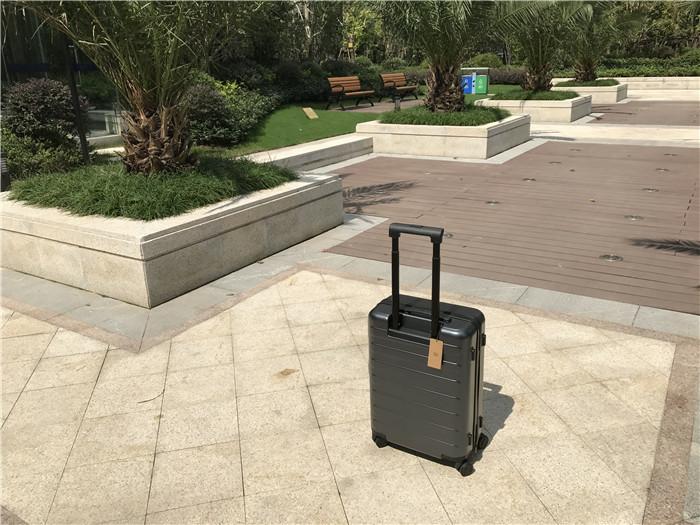 小米90分轻商务登机箱第二代上手,小米商旅背包199和149