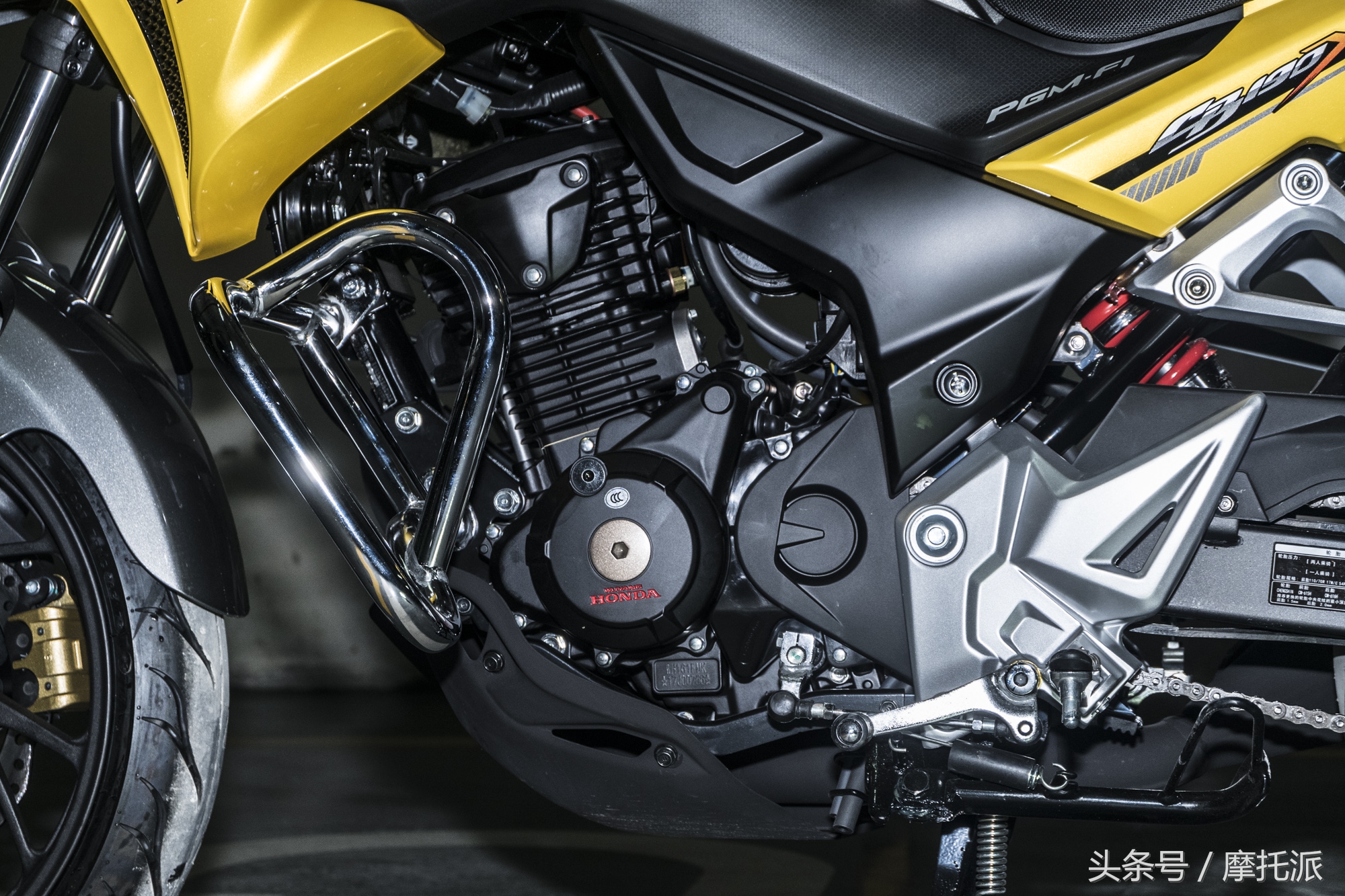 五羊本田猛鸷cb190x怎么换机滤,五羊本田猛鸷cb190x凸轮轴问题