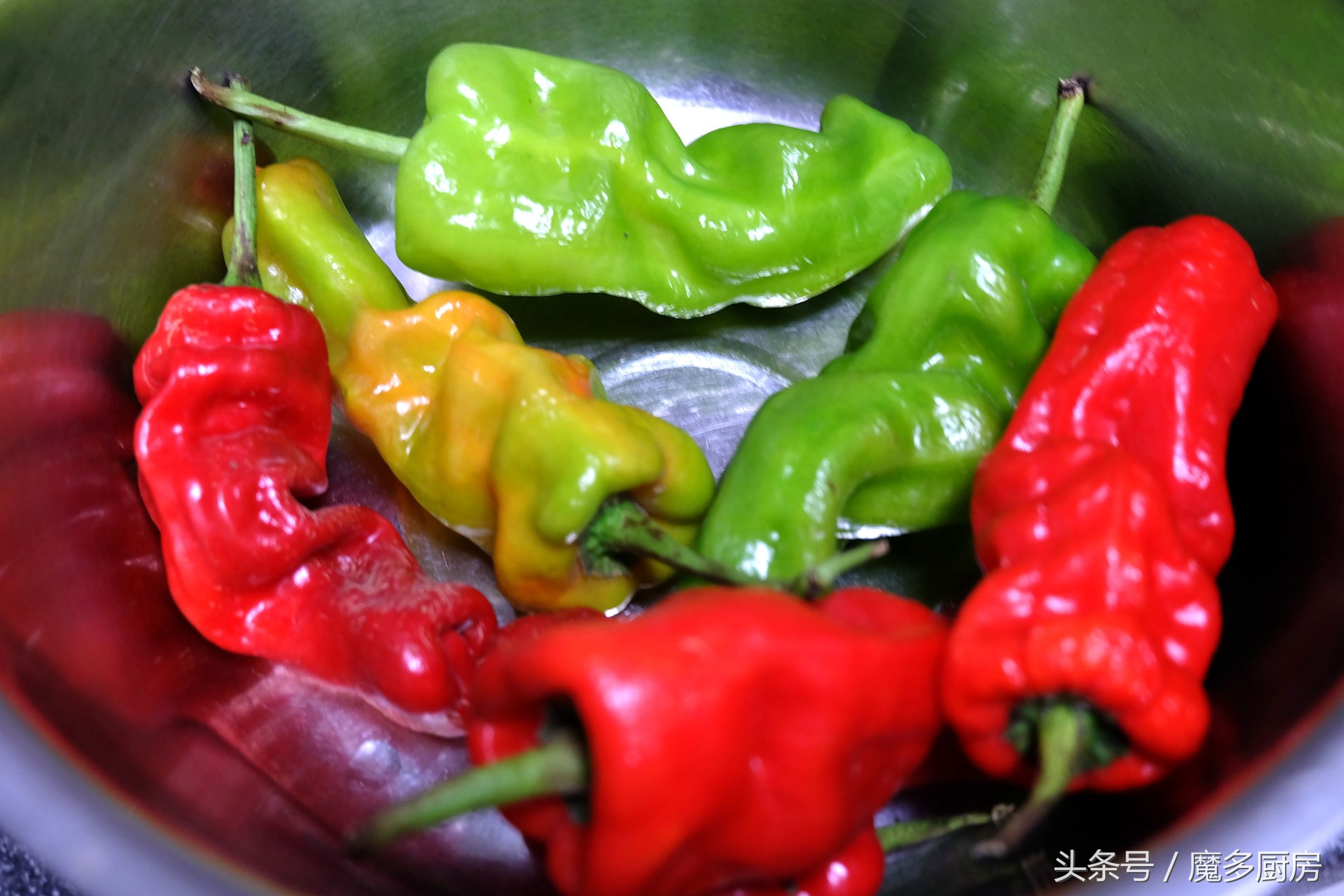 炒辣椒怎么炒得又香又辣,炒辣椒怎么炒着最好吃