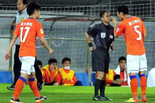 洋哨本轮执法“津门双雄”，一名帅曾斥这么做看不懂！