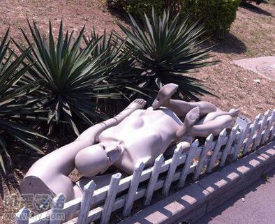 爆笑视频有个女的很可爱,一个女孩拍的搞笑段子