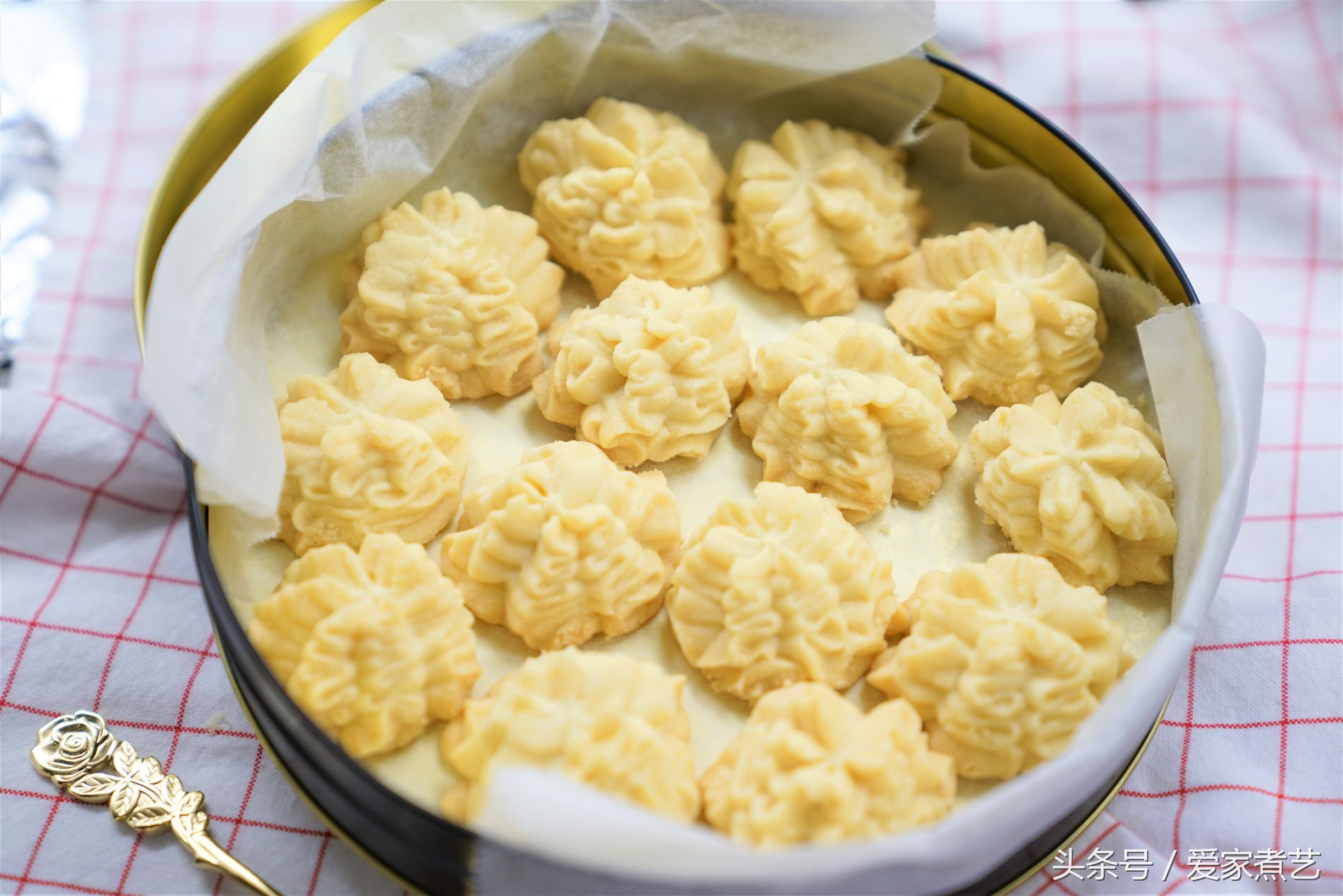 何必要去排长队？！homemade就能搞定的珍妮曲奇