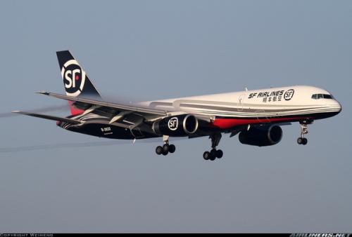 刚涨价的快递要开保险公司了，你会投吗