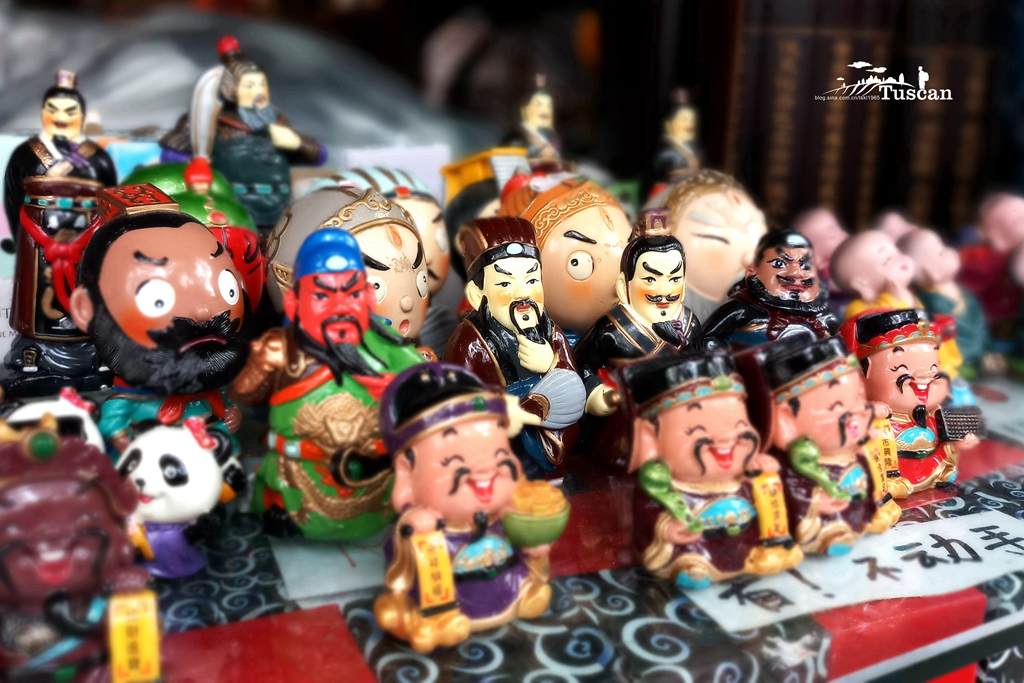 三星galaxyc8港版,三星galaxyc8像素