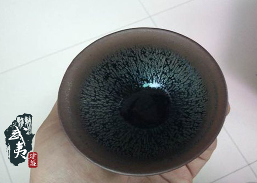 建盏跳釉会不会生锈,建盏底部生锈怎么办