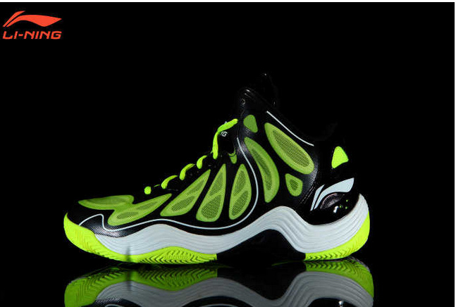 安踏为什么能超过李宁,李宁和安踏在国际上的地位