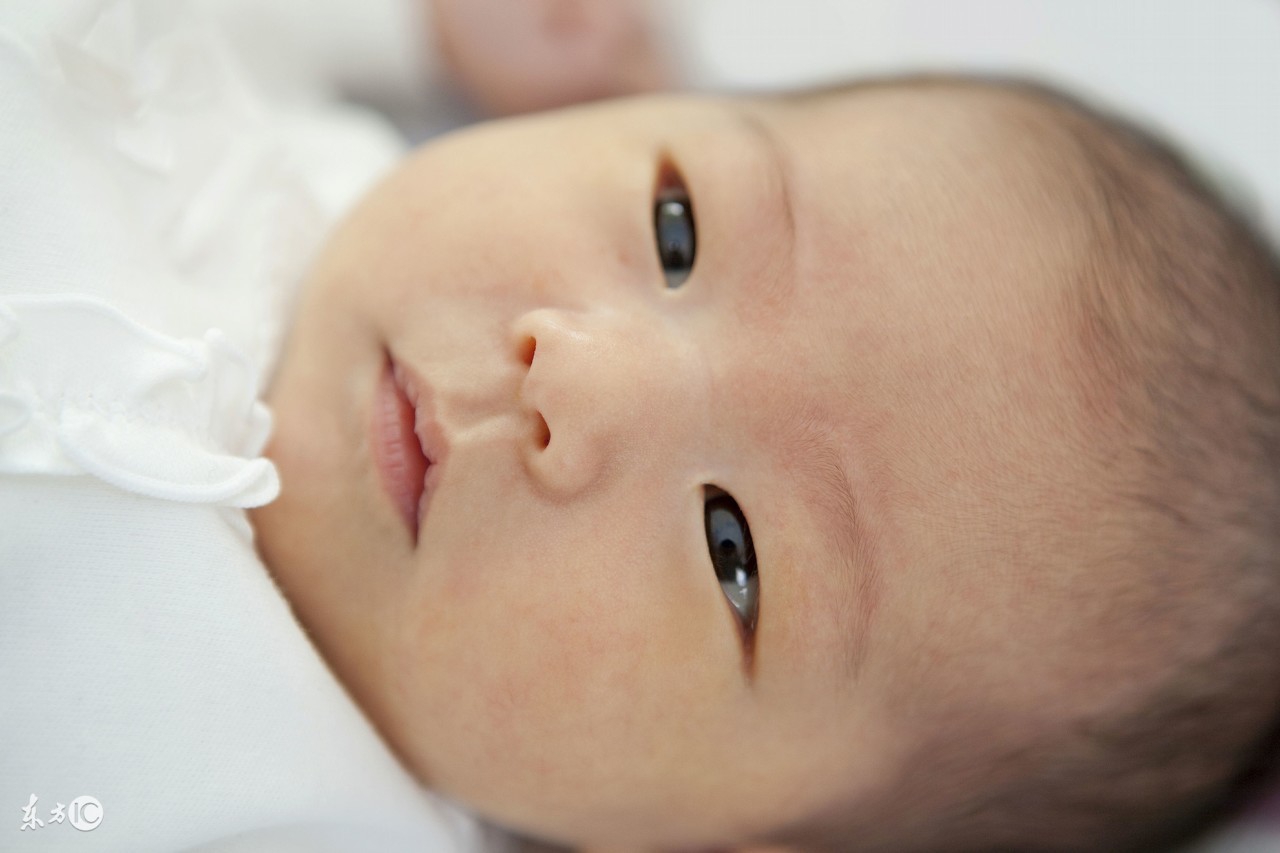 9个月宝宝怎么知道缺不缺钙,9个月宝宝坐不稳是缺钙吗