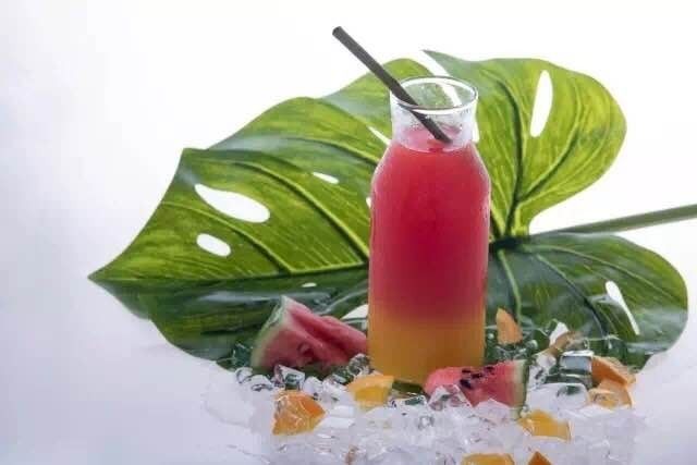 赶紧扩散！派森百有了首家线*体下**验店！