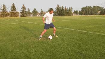 足球如何提高脚下频率和球感,初学者60分钟足球训练课