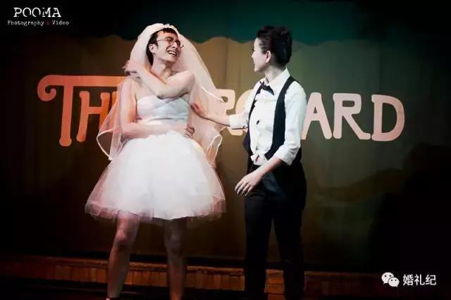 新郎变身奥特曼,婚礼上新郎扮奥特曼