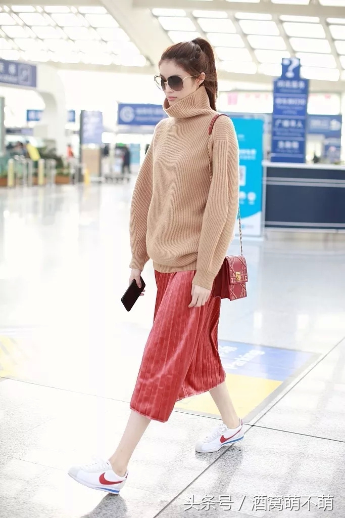 毛衣领子扎肉怎么处理,自己织的毛衣特别扎肉