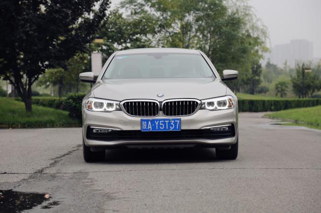 2018宝马528li上市特别版功能介绍,2018款宝马528li试驾视频