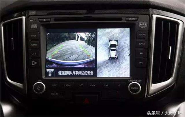 买启辰t70和日产nv200对比,2015款东风日产启辰t70手动睿趣版