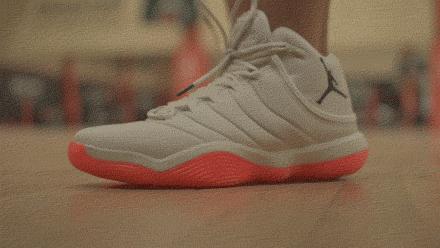 天空才是极限扣篮,superfly2017low对比fly2