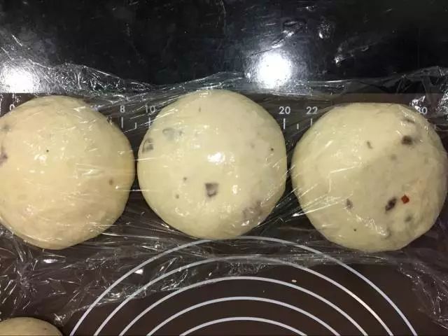 面包沙龙｜95后野路子的烘焙狂魔如何炼成？