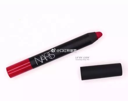 有热门色，也有冷门色，这20支是我最近爱用的口红~