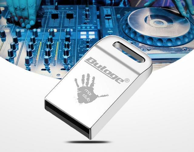 小车追尾自行车责任,轿车追尾自行车被撞