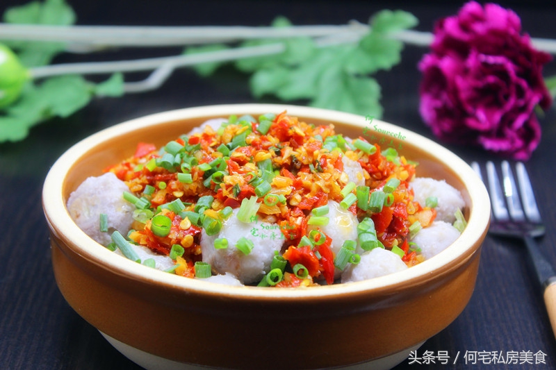 「原创」小芋仔别扔，这样做开胃好吃，剁椒拌小芋仔