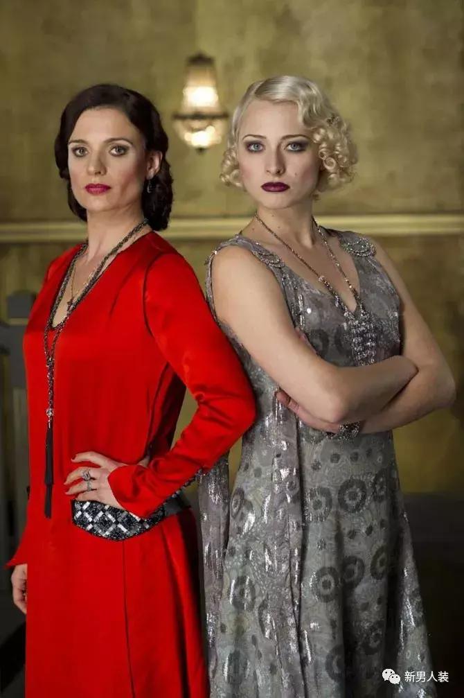 “剃刀帮”地下皇后,是两位家庭主妇